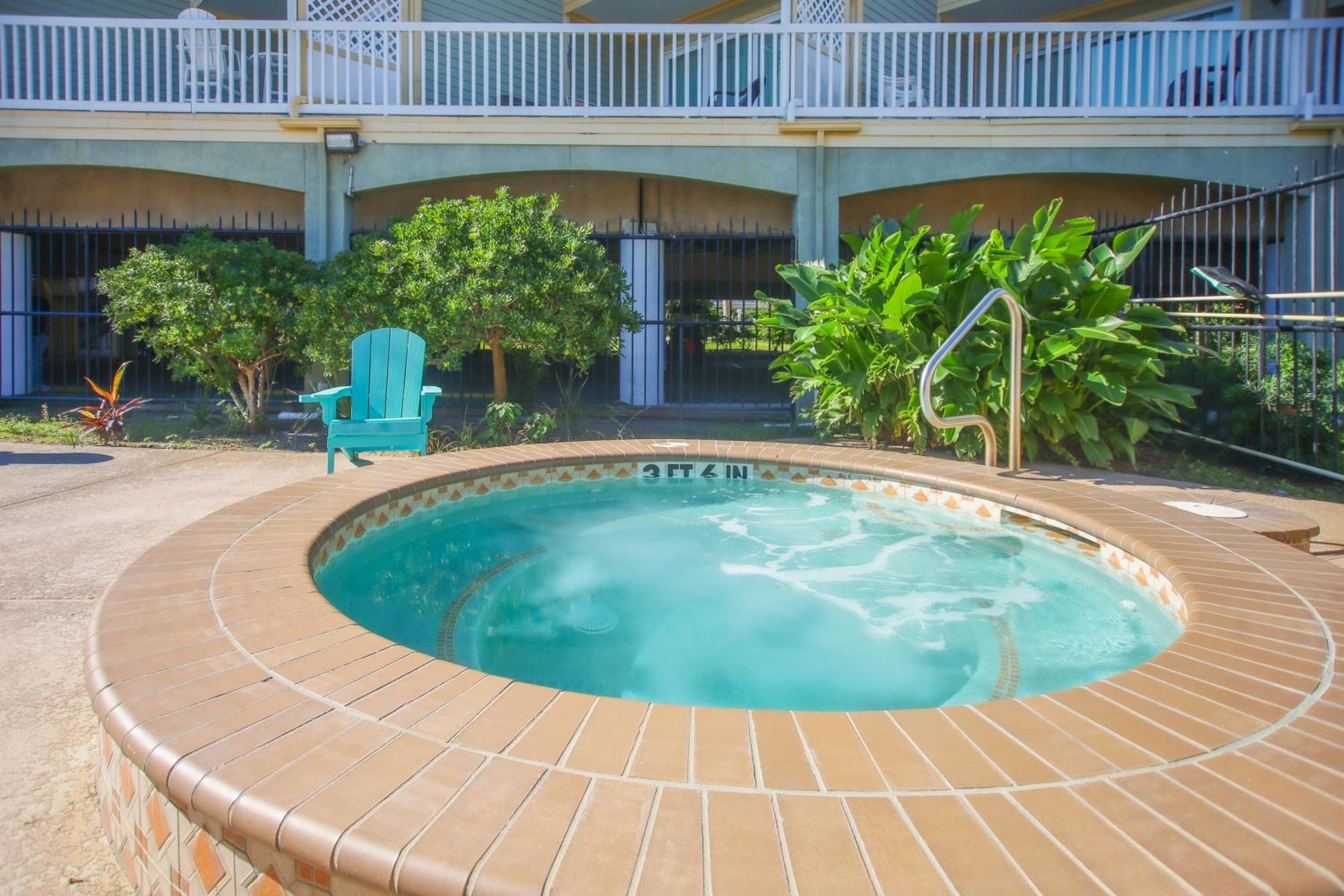 Sea-Renity Heated Pools Steps To The Beach กาลเวสตัน ภายนอก รูปภาพ