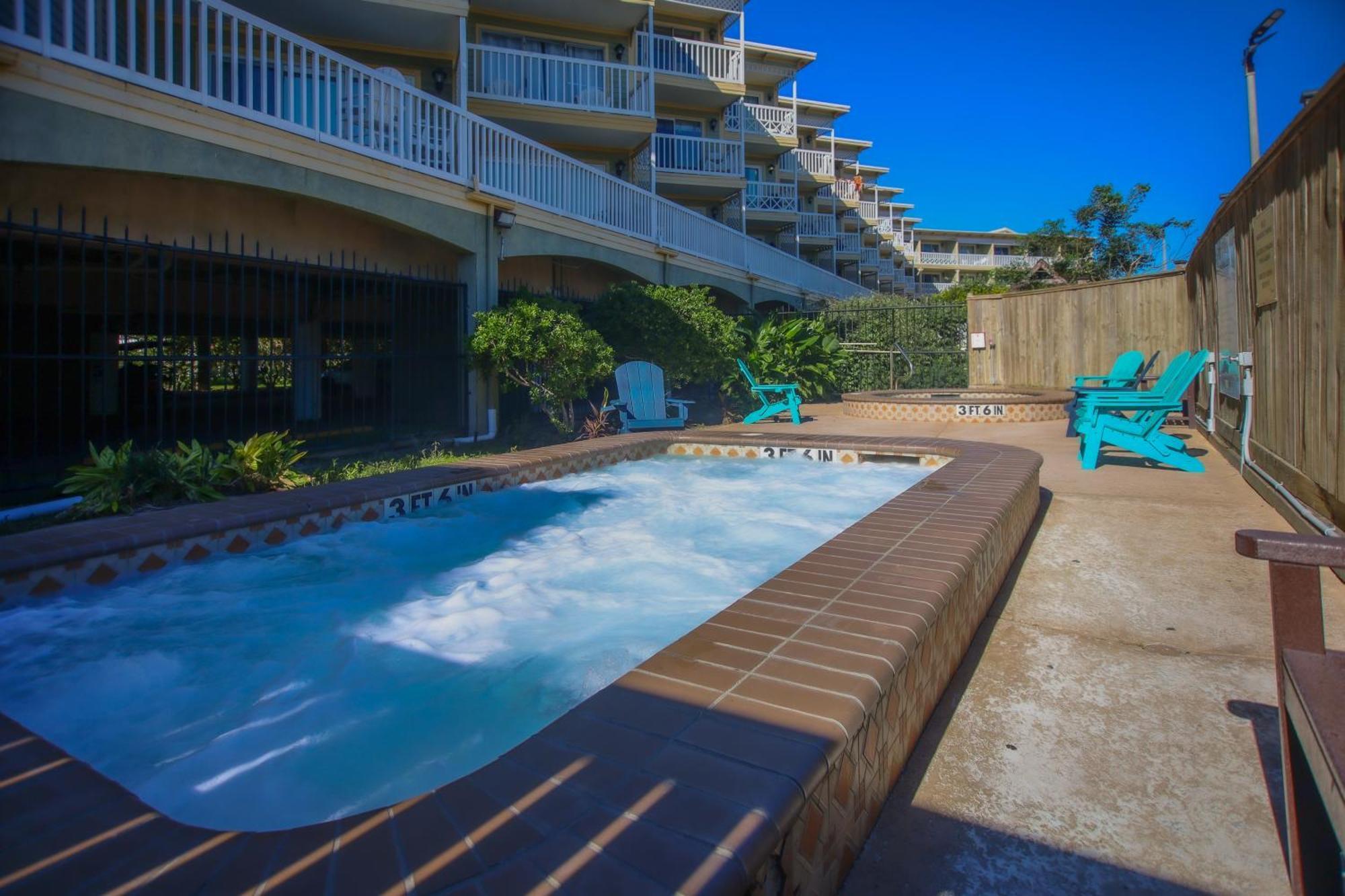 Sea-Renity Heated Pools Steps To The Beach กาลเวสตัน ภายนอก รูปภาพ